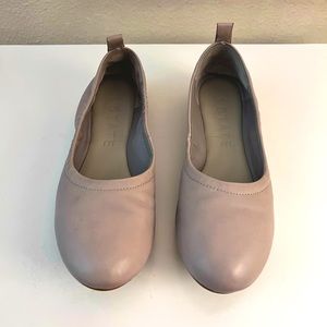 1 State Ballet Flats